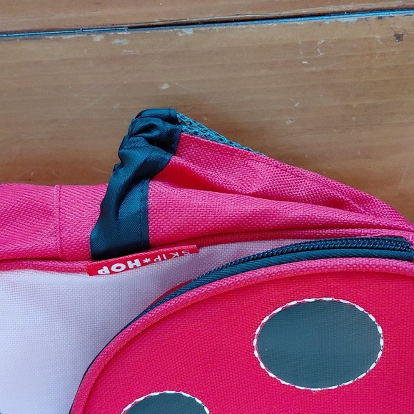 Skip Hop Ladybug Backpack - Picture 4 of 7
